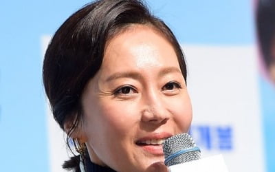'아줌마 품격' 높인 염정아, 시청률은 저조해도 31년째 롱런하는 여배우[TEN피플]