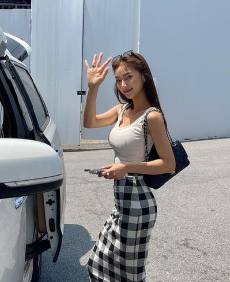 '♥오창석과 4년째 연애' 이채은, 우람한 글래머 상체…흑진주 섹시美[TEN★]