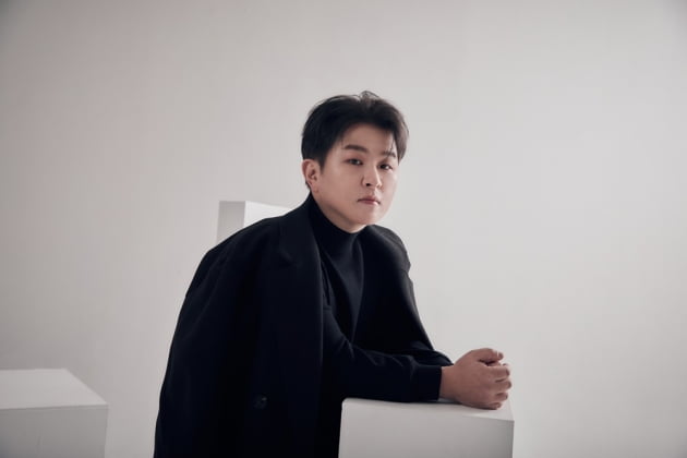 허각, 포항 공연 도중 남성 난입해 무대 중단…마이크 뺏기고 폭행당할 뻔