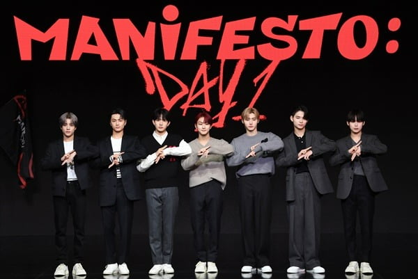 [종합] ENHYPEN·세븐틴·방탄소년단, 9월 'ARTIST TOP TEN' K-POP BOY BRAND 주인공