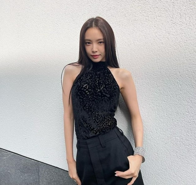 손나은, YG 가더니 더욱 앙상해졌네…달라진 분위기[TEN★]