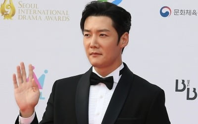 '미우새'로 간 본 최진혁, 빨라 보이는 본업 복귀[TEN피플]