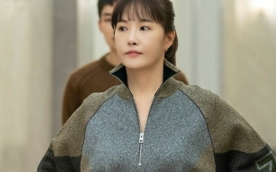 김선아, 판사 여동생과 분란 터졌다…가족 식사자리서 난동 ('디엠파이어')