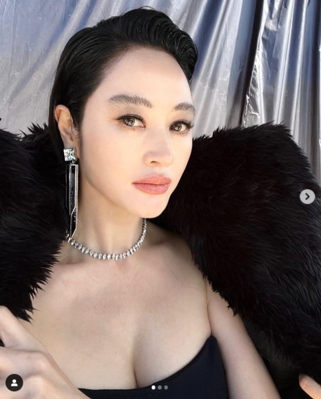 김혜수, 시선 집중시키는 볼륨감...이렇게 아름다워도 되나![TEN★]
