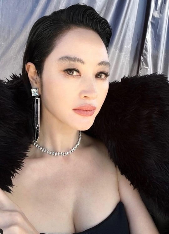 사진=김혜수 인스타그램