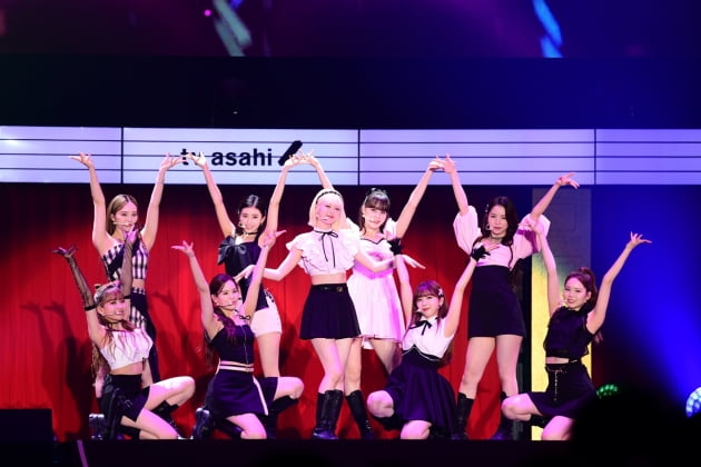 JYP 日 걸그룹 니쥬, 'TV아사히 드림 페스티벌 2022' 헤드라이너로 무대