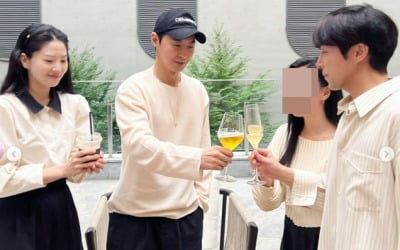 전진♥류이서, 85억 나인원 한남서 사교파티…태사자 박준석도 함께[TEN★]