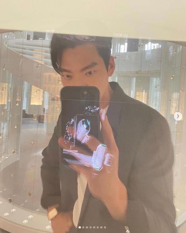 '신민아♥' 김우빈, 가질 수 없는 남친의 비주얼...오늘도 멋짐[TEN★]