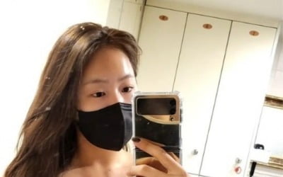 소유, 볼륨감 넘치는 탄탄 몸매 과시…뽐낼 수 밖에 없는 건강美[TEN★]