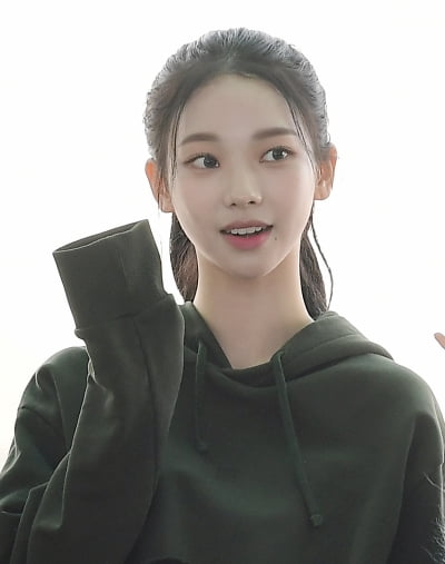 [TEN 포토] 에스파 카리나 '인형이야 사람이야'