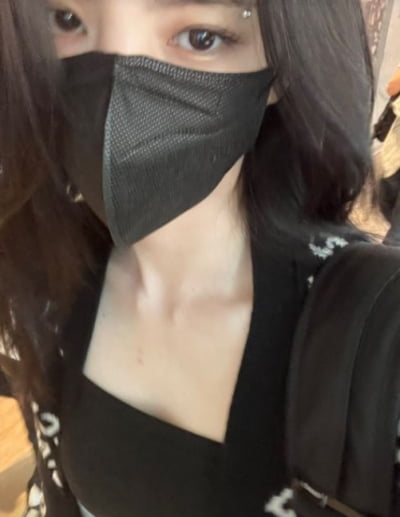 한소희, 파격 비주얼...눈썹 피어싱도 완벽소화[TEN★]