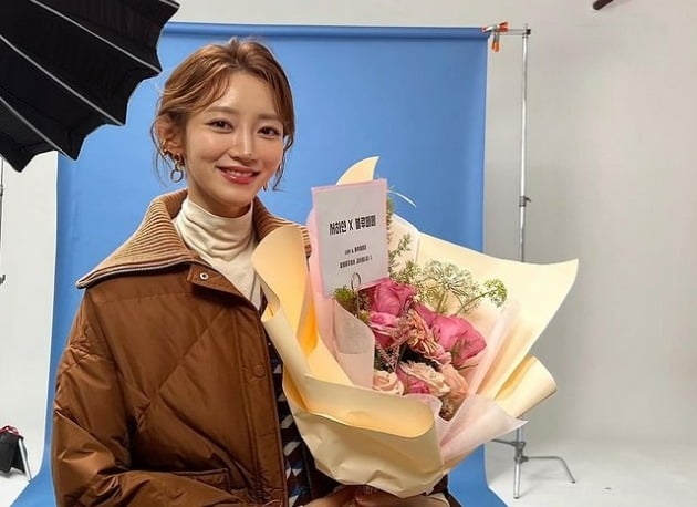 '임창정♥' 서하얀, 꽃보다 아름다운 오둥이맘…본격적인 셀럽의 삶[TEN★]