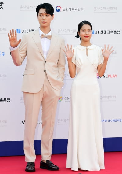 [TEN 포토] 지은호-김예은 '춘사영화제 2MC'
