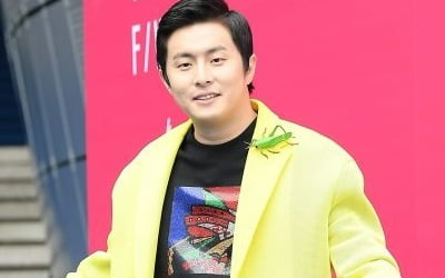 [공식] 기안84, '나혼산' PD 손잡고 새 예능 제작…'태어난 김에 세계 일주' 하반기 방영