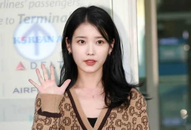 [공식] 아이유, 코로나19 최종 음성 "모든 활동 정상적으로 가능"