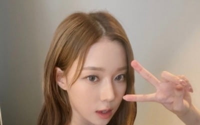 에스파 윈터, 드레스 입고 '여신 모먼트'…그냥 찍어도 이 정도 미모[TEN★]