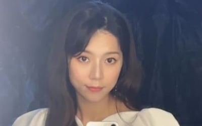 양지은, 주변 밝히는 환한 미모…"모교에서 녹화. 두근두근"[TEN★]
