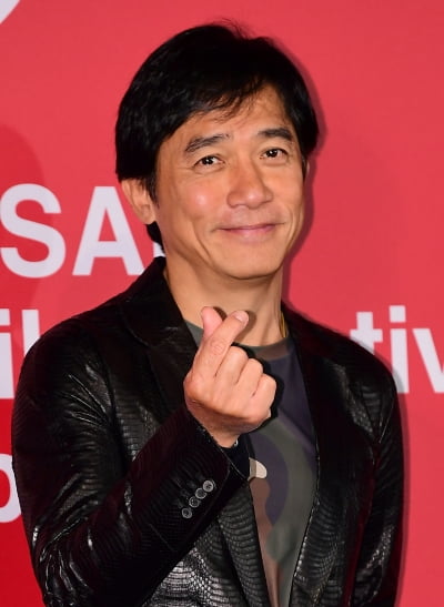 [종합] 양조위, 열정의 데뷔 40주년 "어디든 달려갈 나, 송강호·전도연과 韓 작품하고파"[27th BIFF]
