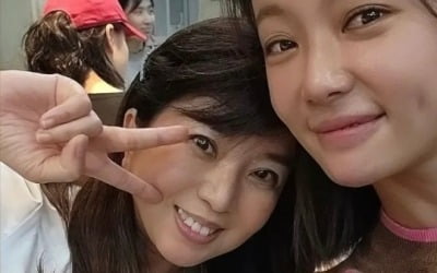 황정음, 김순옥 작가와 다정한 셀카…"내 사랑 작가님"[TEN★]