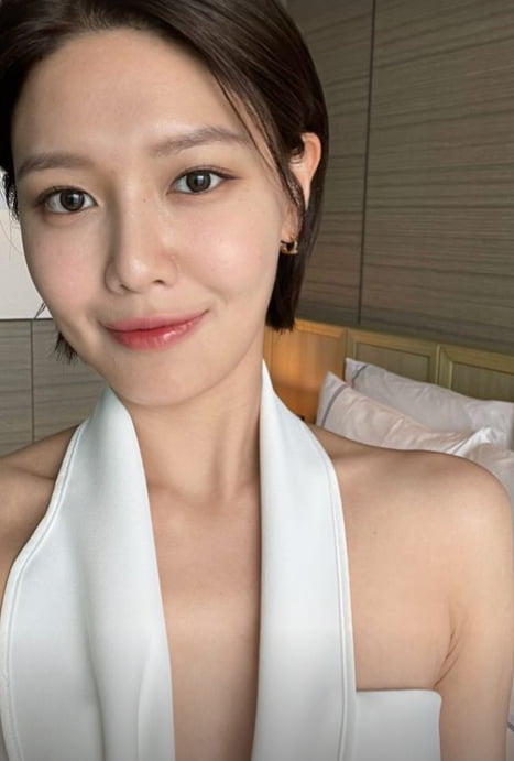 '정경호♥' 수영, 깜짝 결혼소식인줄…웨딩드레스 아니야?[TEN★]