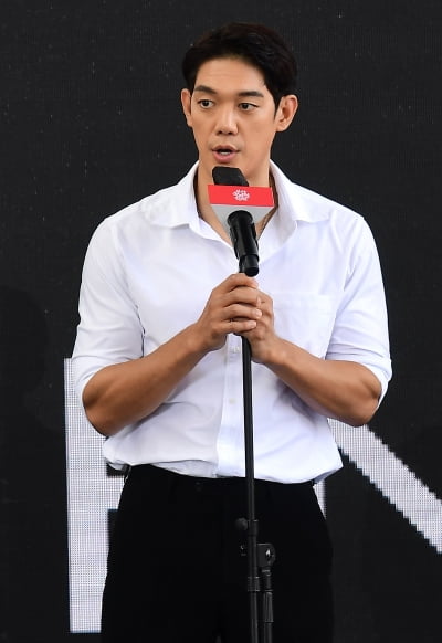 [TEN 포토] 박재민 '유창한 영어로 홍보중'