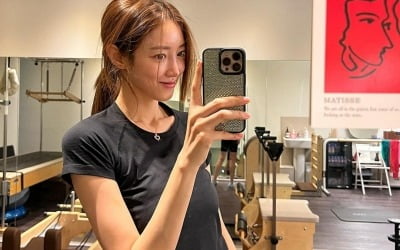'임창정♥' 서하얀, 아들 둘 낳았는데 찾아볼 수 없는 군살 "부지런히 2번, 셀프 칭찬" [TEN★]