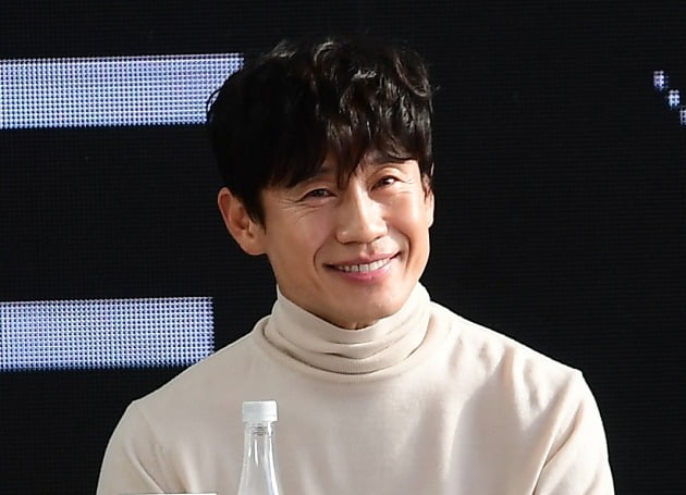 신하균 "한지민과 '욘더'로 20년만 재회, 여전히 예쁘고 아름다워"[27th BIFF]