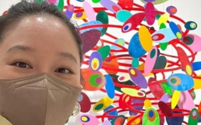 공효진, '♥케빈오' 결혼 앞둔 근황…마스크로 가려도 돋보이네[TEN★]