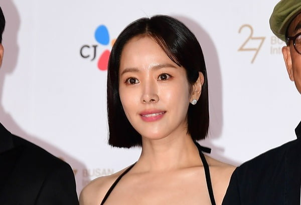 한지민 "김우빈, '우블스' 감정신서 항상 대사가 없더라" 폭소('액터스 하우스')[27th BIFF]