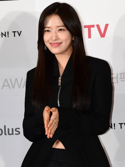 [TEN 포토] 아이브 안유진 '세상 혼자사는 비주얼'