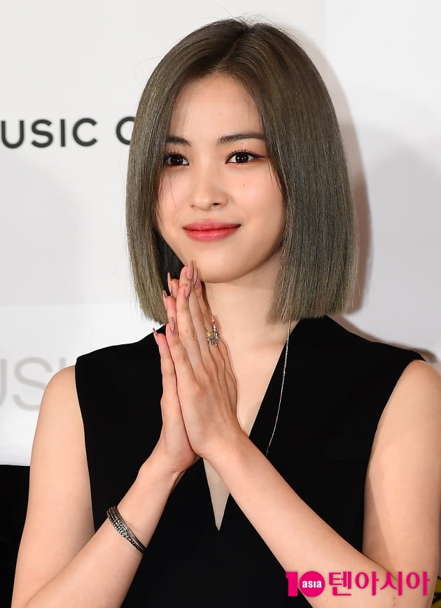 [TEN 포토] 있지 류진 '눈이 보석'