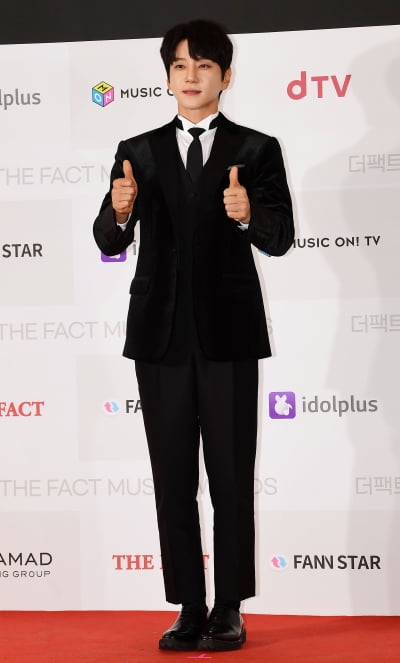 [TEN 포토] 황치열 '포즈 장인'
