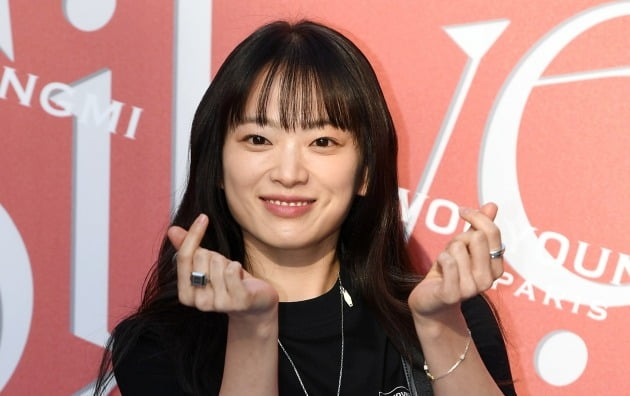 "많이 안 오실까봐…" 천우희, 궂은 날씨를 걱정 할 수 밖에 없었던 이유[27th BIFF]