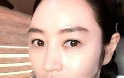 김혜수, 이게 50대 비주얼?…'조선의 국모' 된 근황[TEN★]