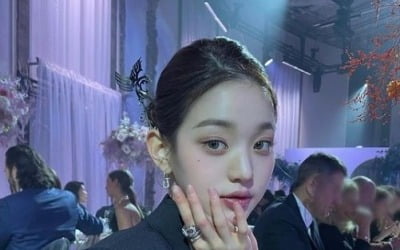 장원영, 파리에서도 빛난 '탈아이돌급' 비주얼…대체불가 분위기[TEN★]