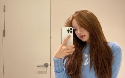 오마이걸 아린, 늘어뜨린 생머리로 청초·청순美 과시[TEN★]
