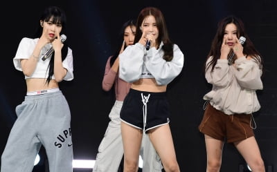 [TEN 포토] 마마무 '신나는 무대'