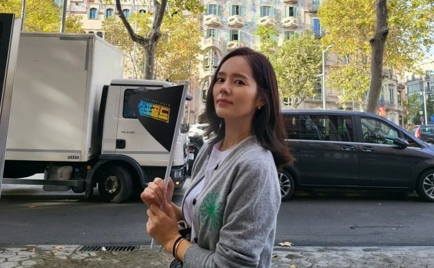 '연정훈♥' 한가인, 흰 티셔츠에 카디건만 걸쳤을 뿐인데…저 세상 미모[TEN★]