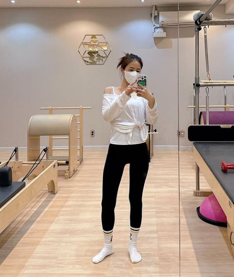 '11kg 감량' 신지, 점점 더 야위어가네…오늘도 필라테스[TEN★]