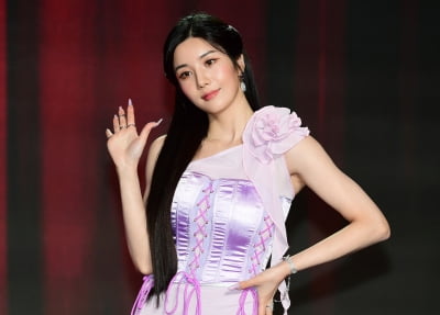 [TEN 포토] 권은비 '6개월만에 인사드려요'