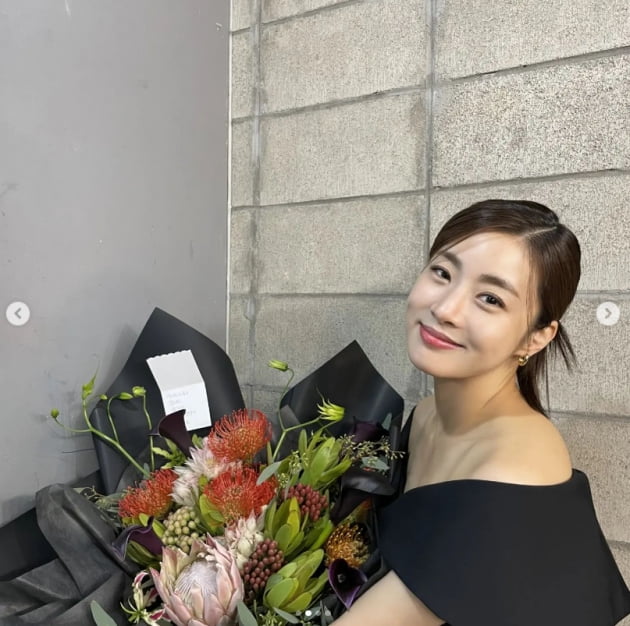 '한의사♥' 강소라, 꽃보다 아름다운 미모...애 엄마 맞어?[TEN★]
