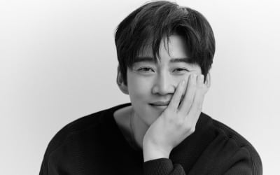 [공식] 윤계상, '우영우' 제작사와 손 잡았다
