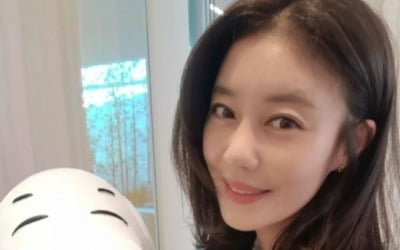 이지현, 밝은 모습으로 근황…"오늘부터 나이 멈추길"[TEN★]