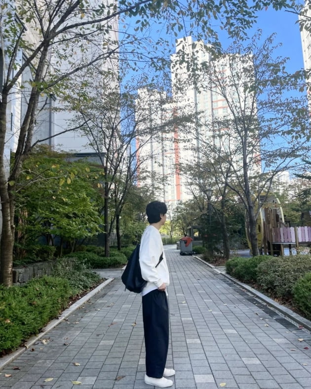 "벌레 먹고 우웩!" 최동환, 가을 느끼다 벌레 섭취…♥이소라도 놀랐겠네[TEN★]