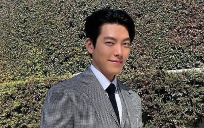 김우빈, 완벽한 수트핏…'♥신민아' 또 반하겠네[TEN★]