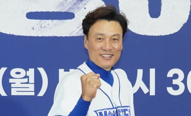 '최강야구' PD "이승엽 두산 신임감독과 함께 해 영광…아쉬운 마음 커"