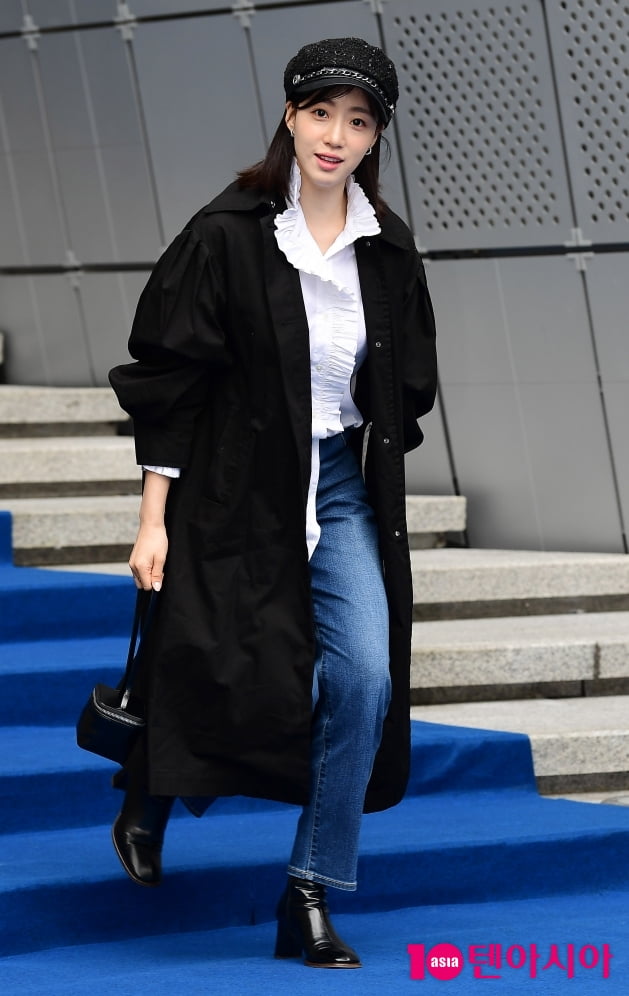 [TEN 포토] 함은정 '청바지+흰셔츠만 입어도 빛나'