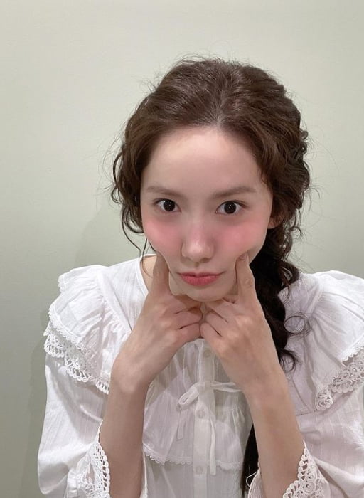 윤아, 뷰티유튜버 시절 셀카 공개[TEN★]