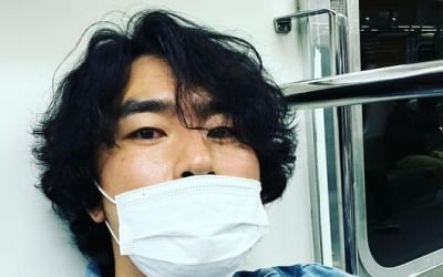 이시언, 대배우의 소탈 일상…지하철 타고 연남동 나들이[TEN★]