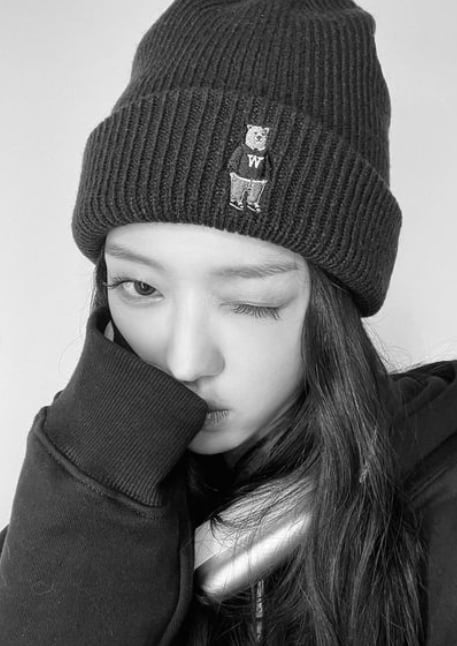 유아, 사복 강자로 떠올랐다…패션 센스 무엇[TEN★]